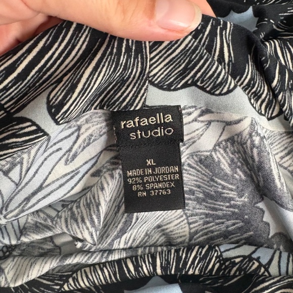 Rafaella Studio MOD Floral Long Sleeve Blouse - Picture 6 of 9